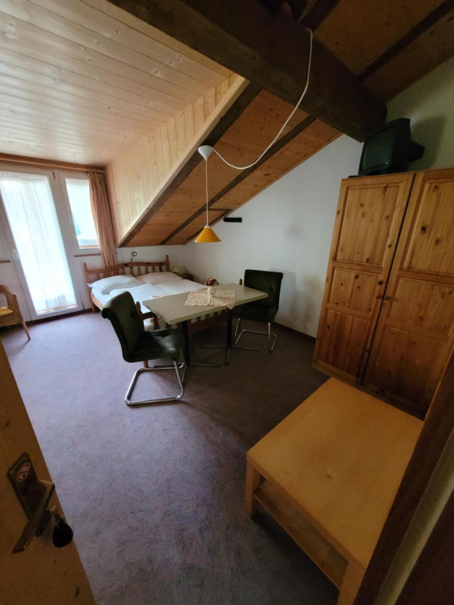 Eggen Gassermuehle - Studio Appartments חדר תמונה